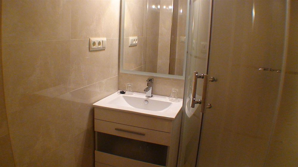 Hostal El Carmen Сарагоса Экстерьер фото