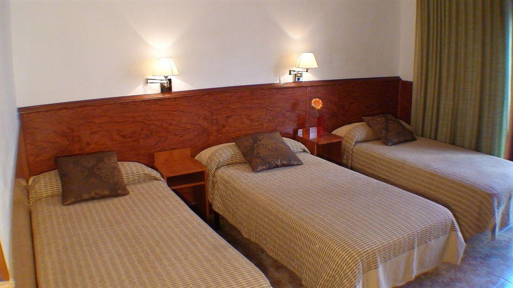 Hostal El Carmen Сарагоса Экстерьер фото