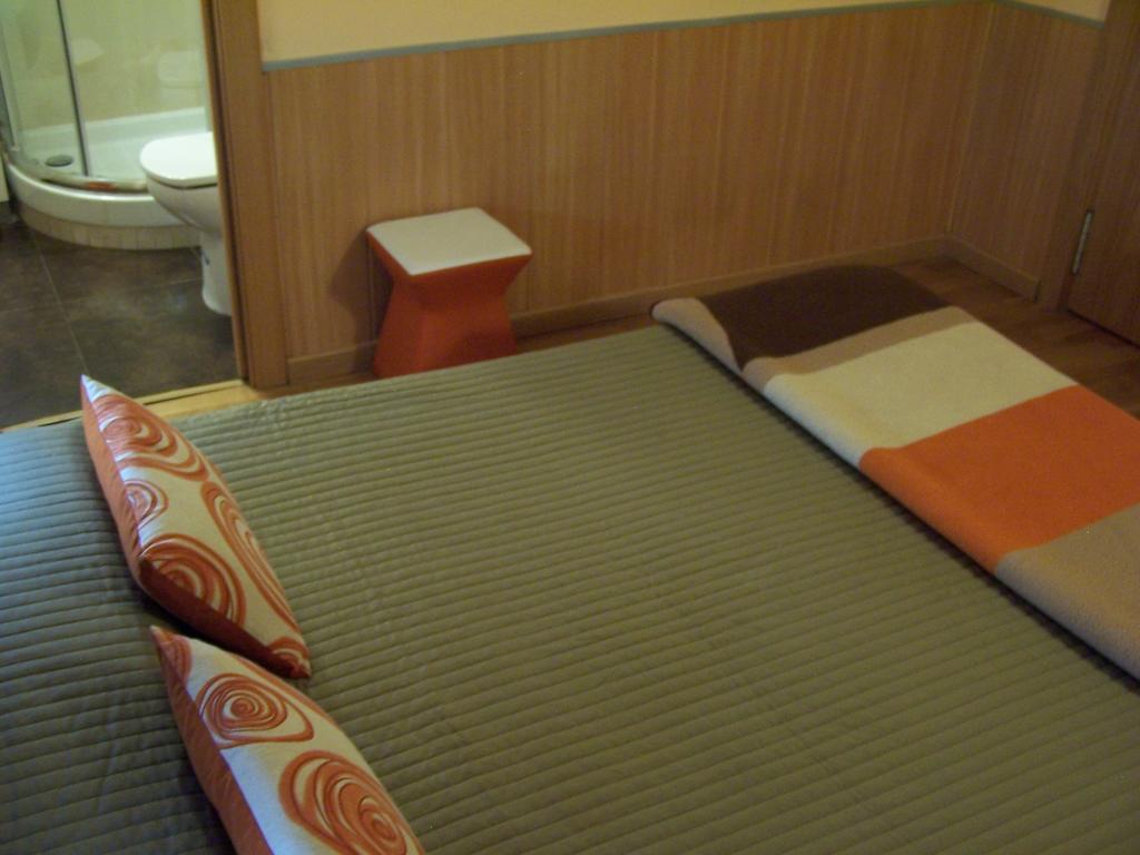 Hostal El Carmen Сарагоса Экстерьер фото