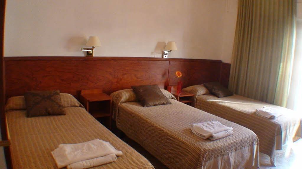 Hostal El Carmen Сарагоса Экстерьер фото